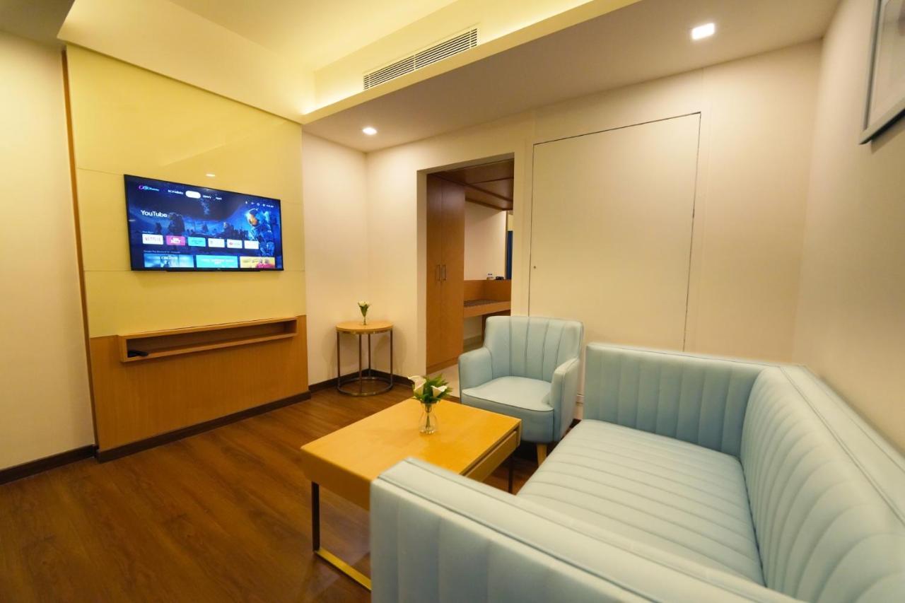 Hotel Turmeric Erode Esterno foto