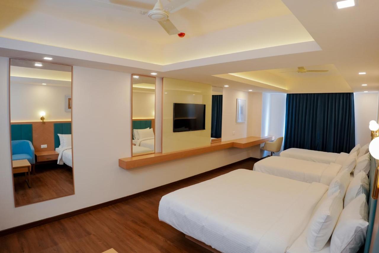 Hotel Turmeric Erode Esterno foto