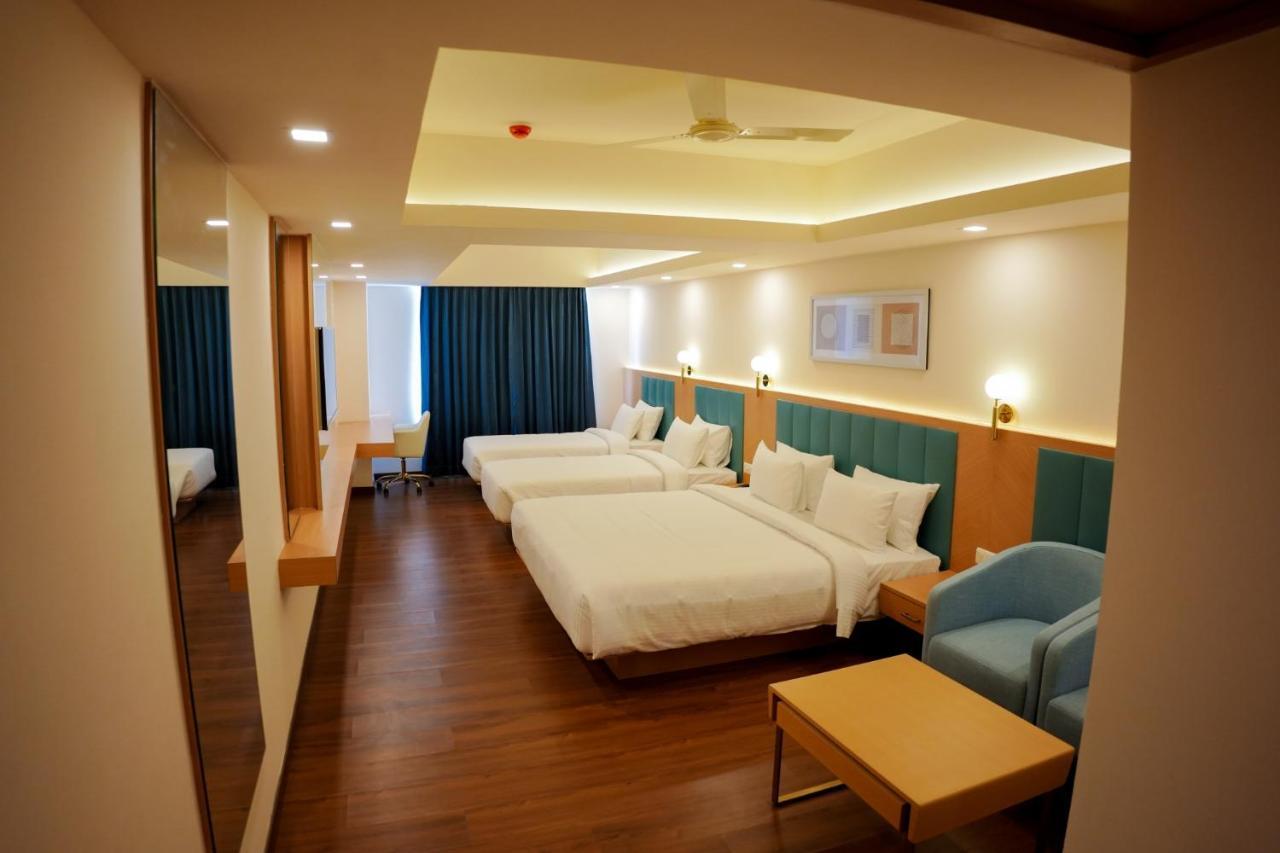 Hotel Turmeric Erode Esterno foto